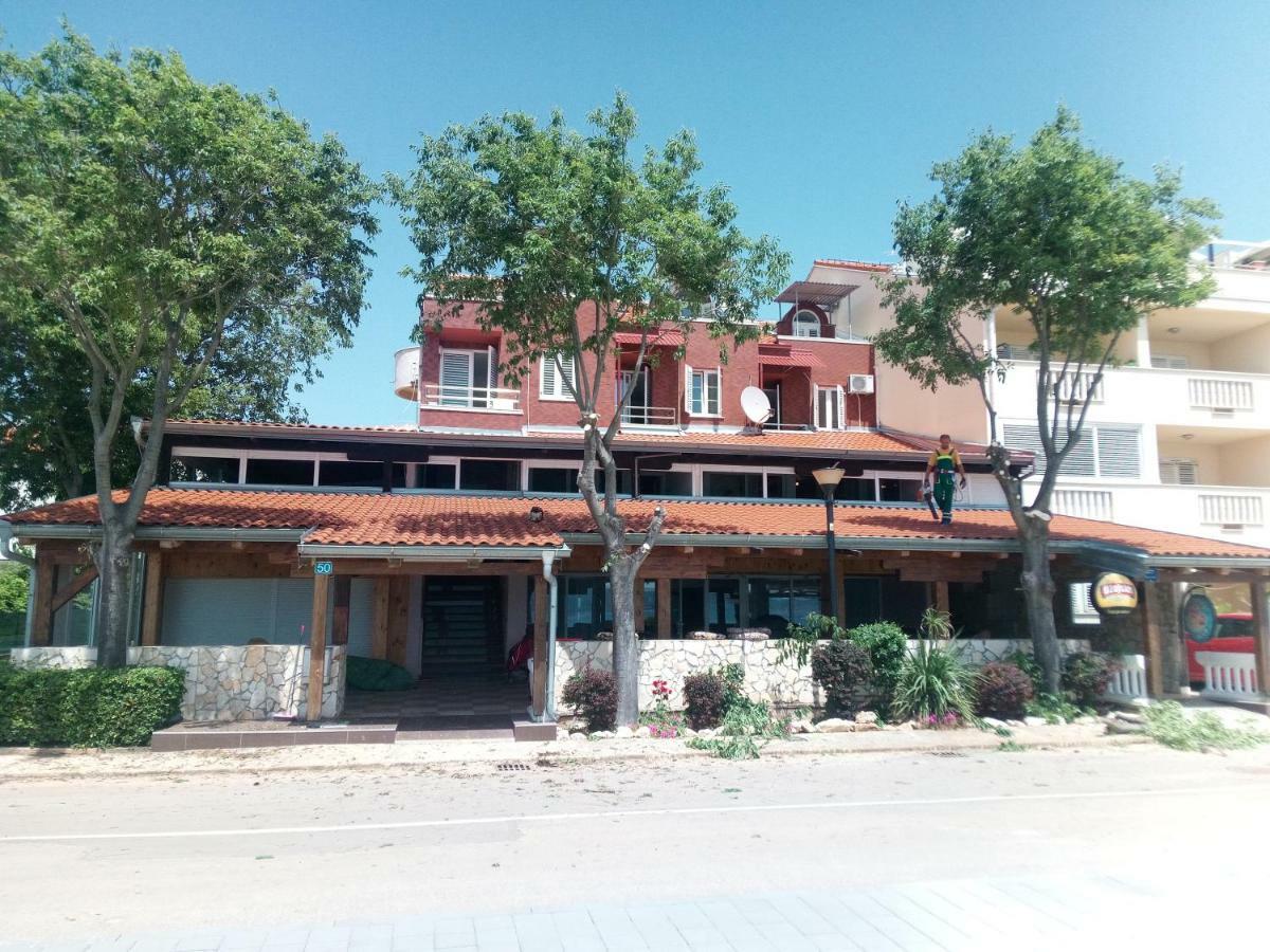 Blue Wave Apartments Turanj Exterior photo